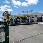 Casa Ayram With Private Terrace & Pool Next To Apartamento *