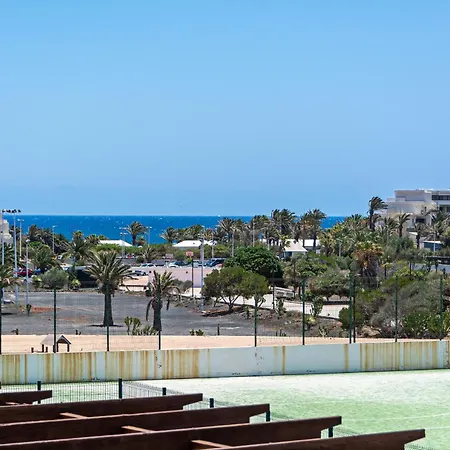 아파트 Casa Ayram With Private Terrace & Pool Next To