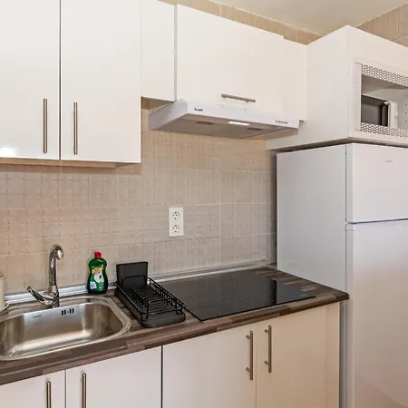 아파트 Casa Ayram With Private Terrace & Pool Next To *